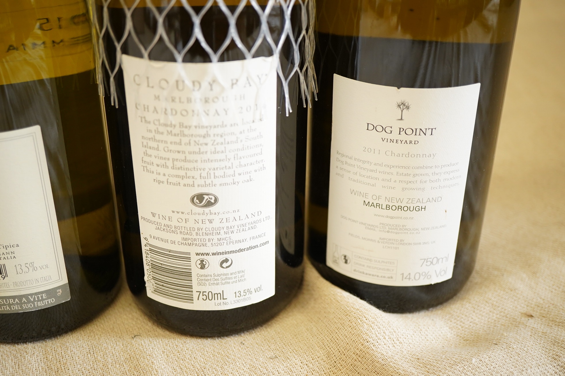 A mixed parcel of white wine